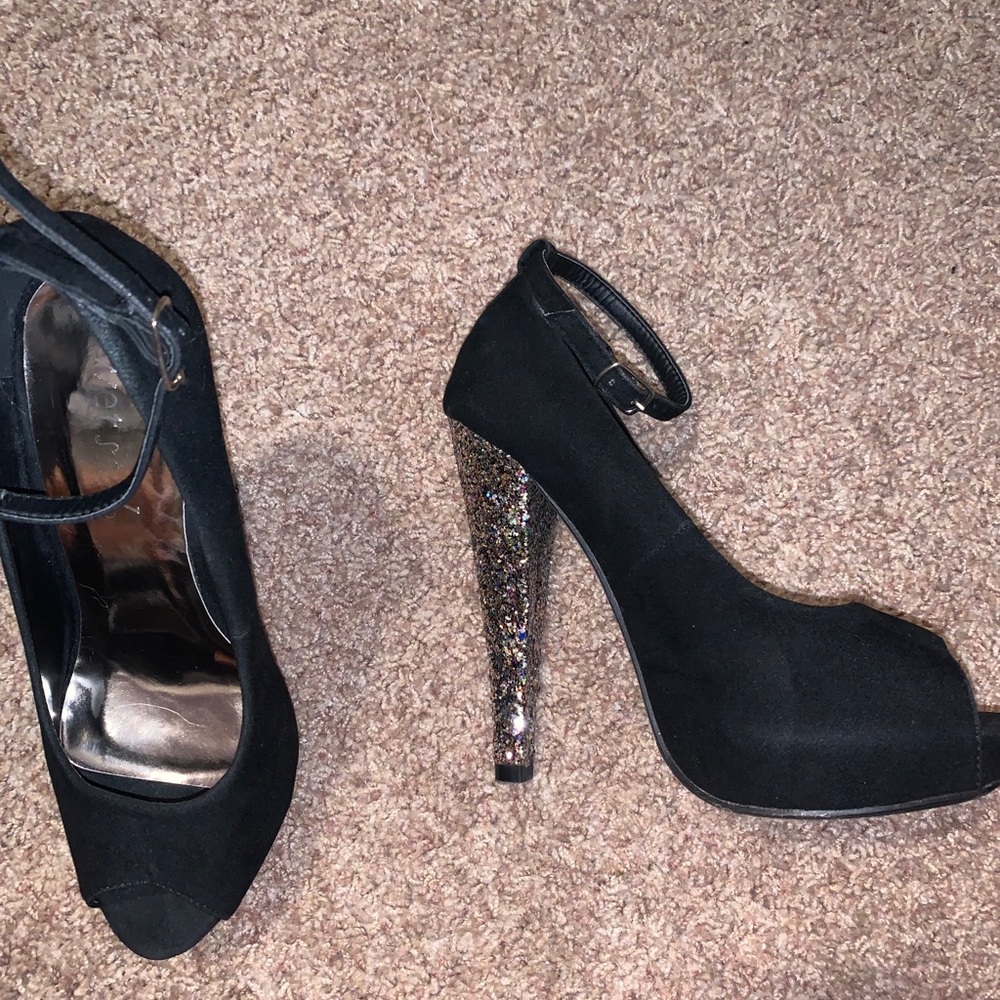 Wet Seal Black Suede High Heels Size 6